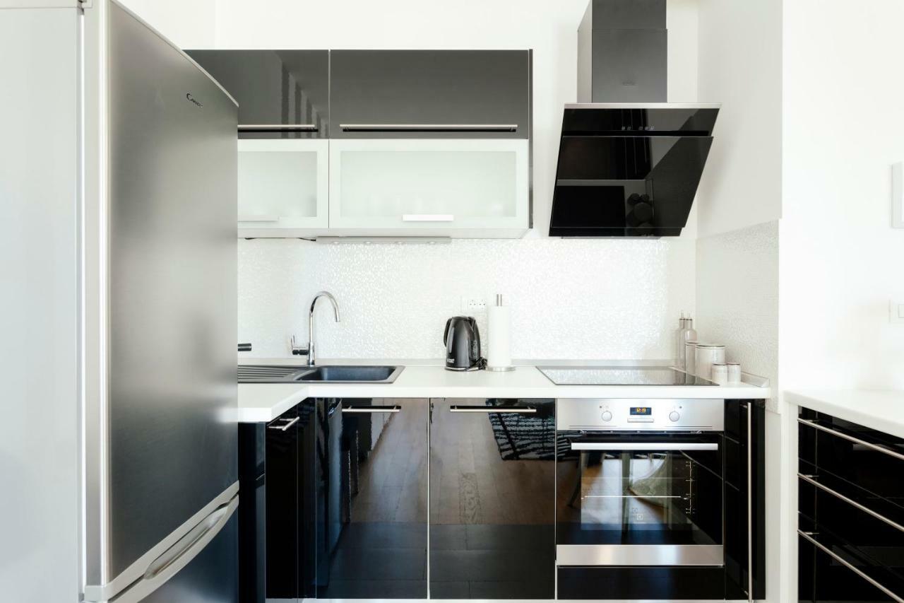 New Luxury Apartment Nives On Seaside Split Exterior foto